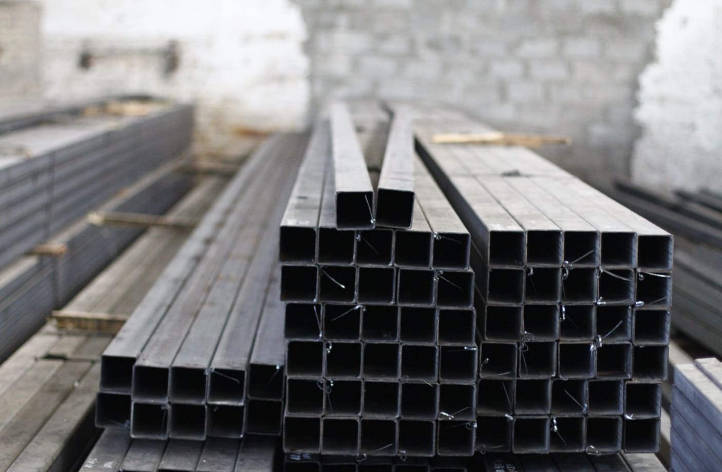 труба квадратная Подольск